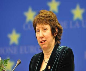   مصر اليوم - أشتون تدعو إلى مرحلة انتقالية ووقف العنف في سورية