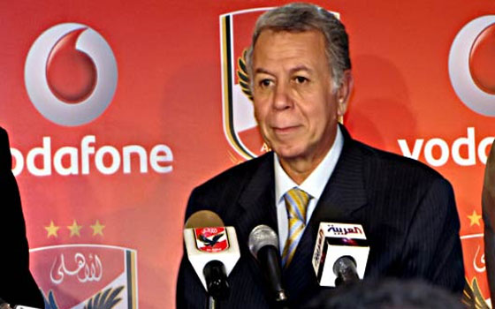   مصر اليوم - ذكرى جمعة الغضب تحسم مصير مجلس إدارة النادي الأهلي