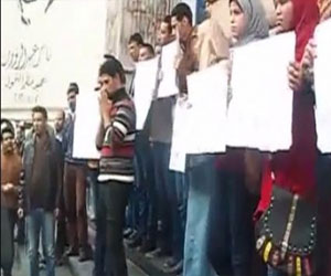 مصر اليوم - صحفيو المصريون يجددون اعتصامهم أمام مكتب نقيب الصحفيين