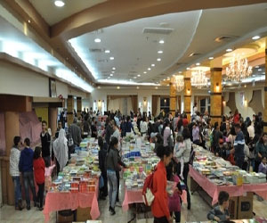   مصر اليوم - الأمن يمنع زوار معرض الكتاب من الدخول لحين رحيل منصور