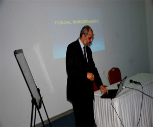   مصر اليوم - القوات المسلحة تنظم ندوة علمية لجراحات الأنف والأذن والحنجرة