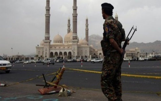   مصر اليوم - الحراك يستهدف معسكرًا للجيش في الضالع جنوب اليمن