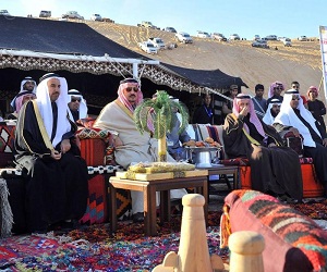   مصر اليوم - أمير منطقة القصيم يشيد بمستوى مهرجان ربيع بريدة 35 ويكرم المشاركين