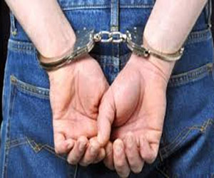   مصر اليوم - القبض على عاطل في الفيوم بحوزته كمية من الآثار