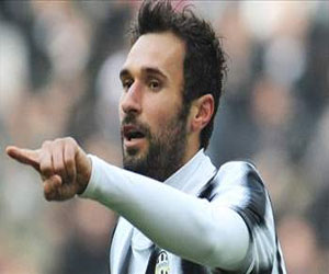   مصر اليوم - إنتر ميلان يواصل مساعيه لضم فوسينيتش مهاجم يوفنتوس