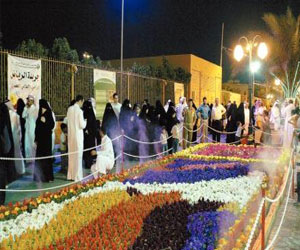   مصر اليوم - تعليم المخواة ينظم برنامجًا للرسم الحر لزوار مهرجان الربيع