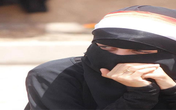   مصر اليوم - يمني يُطلِّق زوجته بسبب الرَّئيس هادي منصور في محافظة حجة