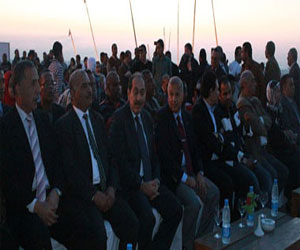 مصر اليوم - إجراءات أمنية مشددة أثناء احتفالات الأقصر بـ 25 يناير