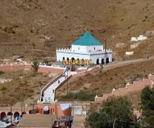 مصر اليوم - حاجّب ملكّي يتعرضُ للسرقّة في مراكّش