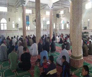   مصر اليوم - خطبة الجمعة في رفح تدين تفجيرات القاهرة وتطالب بنبذ العنف