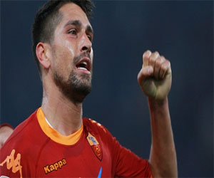   مصر اليوم - بوريلو مهاجم روما في طريقه لويستهام الإنكليزي