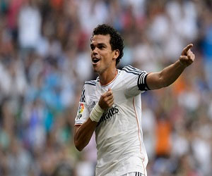   مصر اليوم - ريال مدريد يؤكد لمانشستر سيتي بيبي ليس للبيع