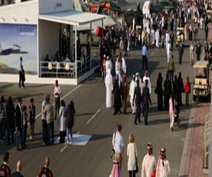   مصر اليوم - رئيس الخدمة المدنية في البحرين يؤكد مزايا لائحة الرواتب