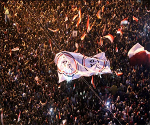   مصر اليوم - اشتباكات في التّحرير بسبب التّحرّش بفتاة والقبض على اثنين من المحظورة