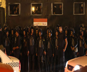   مصر اليوم - الداخلية: نشر مدرعات الجيش وقوات الأمن ورجال المرور بميدان التحرير