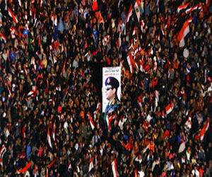   مصر اليوم - الجيش يغلق ميدان التحرير ويطالب المواطنين بإخلائه