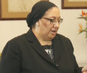   مصر اليوم - وزيرة الصحة تزور مصابي أحداث الجمعة