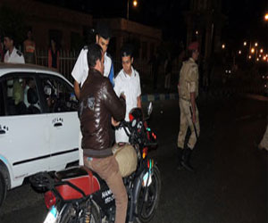 مصر اليوم - الشرطة تنصب كمينًا بكورنيش النيل أمام ماسبيرو