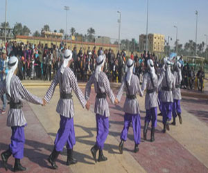 مصر اليوم - عودة الاحتفالات بـ25 يناير بعد سقوط منصة ميدان الثقافة في سوهاج