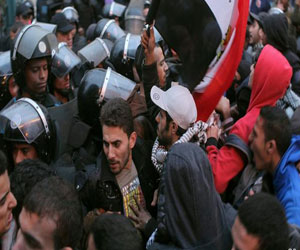   مصر اليوم - حملة مؤيِّدي السيسي تؤكِّد أن المواطنين هم ضحيَّة الصراع القائم