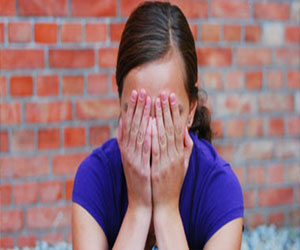   مصر اليوم - حملة في فرنسا لسن مشروع قانون لمعاقبة مرتكبي المحارم