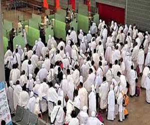 مصر اليوم - 1000 معتمر يغادرون من ميناء سفاجا