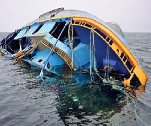 مصر اليوم - قتيلًا على الأقل جراء غرق مركب يقل سُياحًا في خليج البنغال