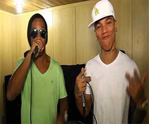 مصر اليوم - البرازيلي رونالدينيو يدخل عالم الفن بأغنية دويتو مصورة