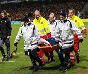   مصر اليوم - فالكاو للاعب المتسبب في إصابته: لا تشعر بالذنب