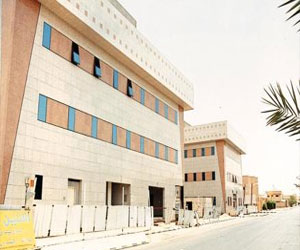   مصر اليوم - محافظ الخرج يستعرض المشروعات الصحية الجاري تنفيذها في السيح