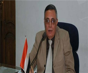   مصر اليوم - محافظ سوهاج يزور أسرة شهيد سيناء في مركز البلينا