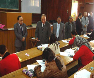   مصر اليوم - 12ألف طالب وطالبة يؤدون امتحانات التعليم المفتوح في سوهاج