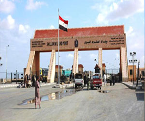   مصر اليوم - مصر تُغلق حدودها البريّة أمام المواطنيّن الليبييّن