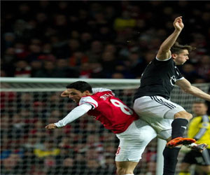   مصر اليوم - أرسنال يسعى لتثبيت أقدامه على عرش البريمييرليج