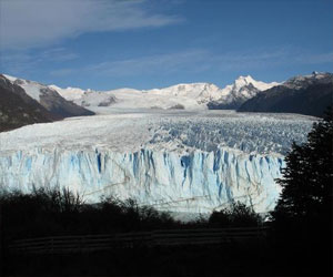 مصر اليوم - طفل في الرابعة من عمره يتوه ثلاثين ساعة في جبال الارجنتين