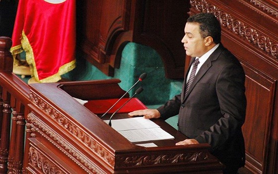   مصر اليوم - جمعة يستعرض أولويات برنامجه الحكومي أمام المجلس التأسيسي للفوز بثقة الأغلبيّة