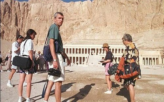   مصر اليوم - 30 % من المرشدين السياحيين تركوا عملهم خلال الـ 3 أعوام الأخيرة