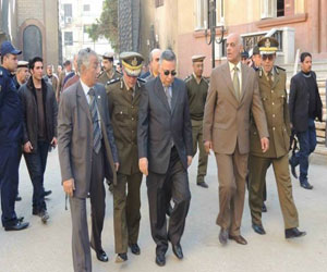   مصر اليوم - حزنٌ وبكاءٌ في سوهاج في مسقط رأس اللواء محمد السعيد