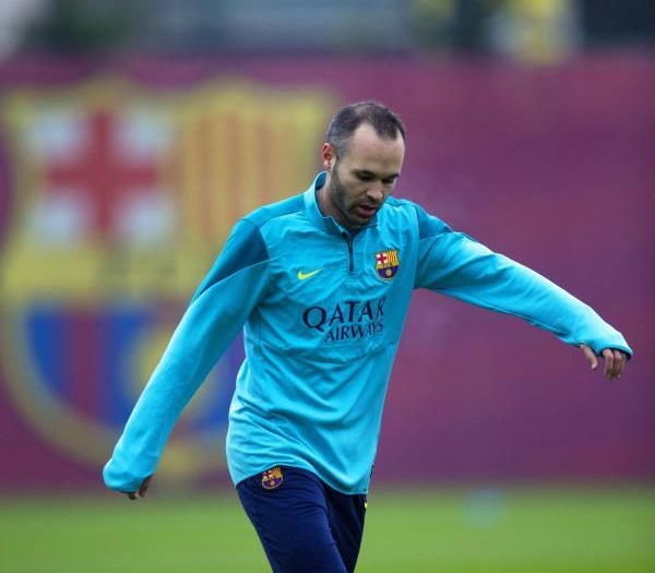   مصر اليوم - برشلونة يستعيد إنيستا وبويول قبل مواجهة ليفانتي