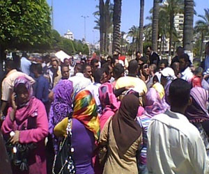   مصر اليوم - اعتصام مفتوح لمعلمي بورسعيد لسحب الثقة من مجلس النقابة