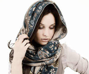   مصر اليوم - أخطاء شائعة لشعرك تحت الحجاب