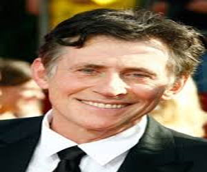   مصر اليوم - غابريال بايرن يخطط. لإنقاذ عمّال المناجم