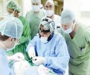   مصر اليوم - ترشيح طبيب كويتي لجائزة أفضل جراح في الشرق الاوسط لعام 2014