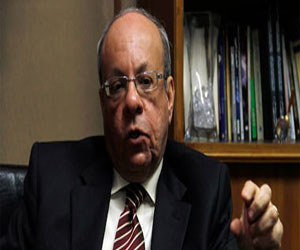   مصر اليوم - وحيد عبد المجيد: الاتحاد الأفريقي سيغير موقفه من مصر بعد انتخاب رئيس