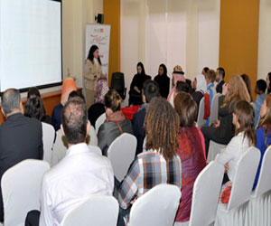   مصر اليوم - المجلس الأعلى للمرأة يستقبل وفد ديسكفر بحرين