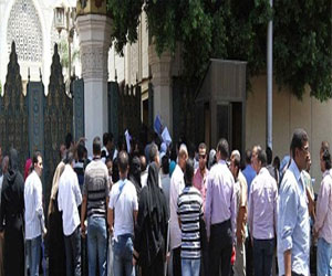 مصر اليوم - العشرات من محرري الصحف الموقوف قيدها يتظاهرون