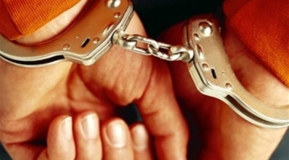   مصر اليوم - إمام يمني يغتصب طفلة سعودية في سيارته