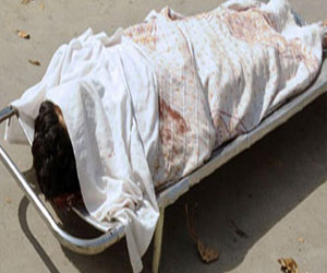   مصر اليوم - طلقة طائشة تتسبب بمقتل سيدة داخل قسم في الإسكندرية