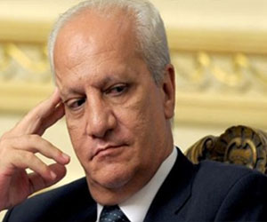 مصر اليوم - الآثار المصرية: بحث إجراءات نقل القطع الأثرية للمتحف الكبير