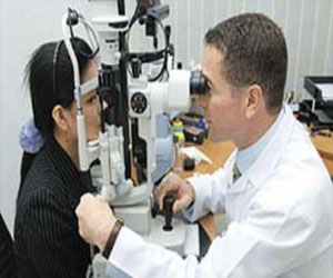   مصر اليوم - الفحص الدوري للعين يقلل خطورة الإصابة بالعمى